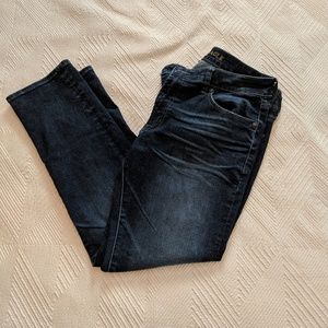 American eagle blue jeans